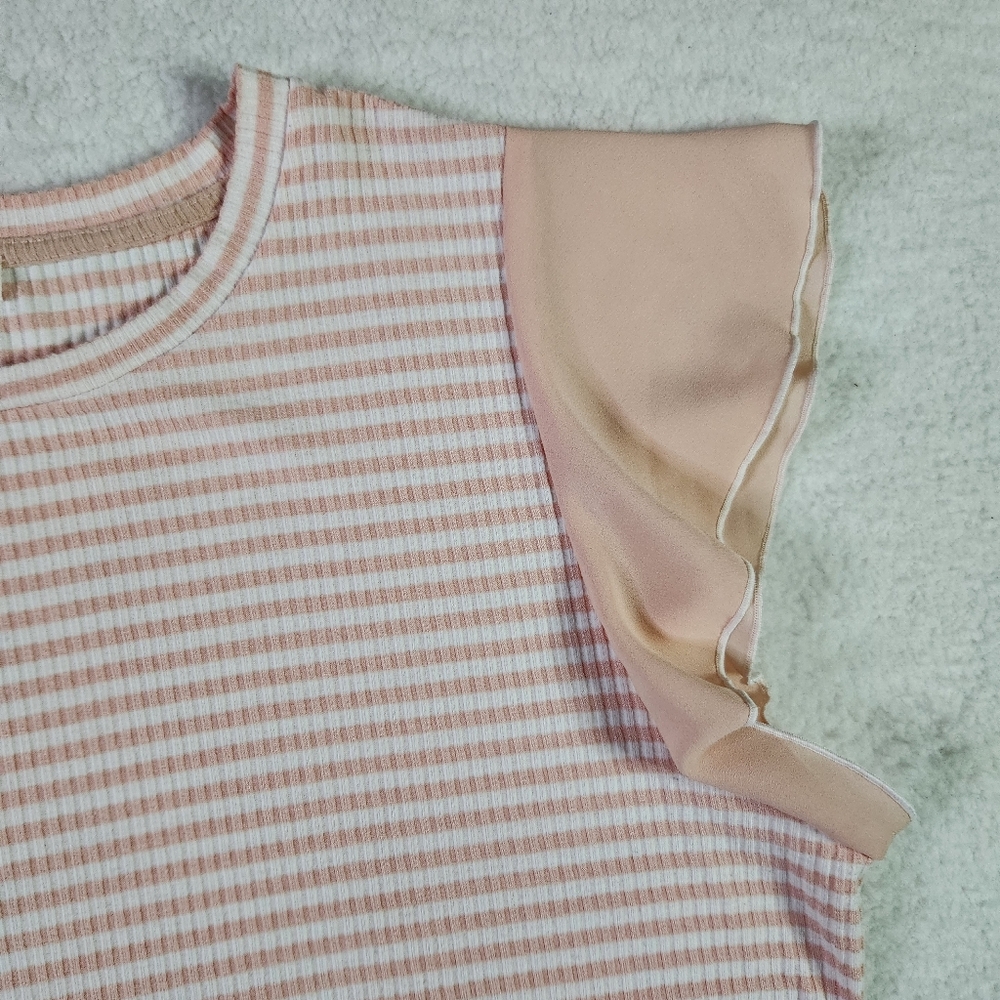 Riley & Rae Striped Ruffle Sleeve Top Pink White Ribbed Knit Large Summer - Picture 3 of 7